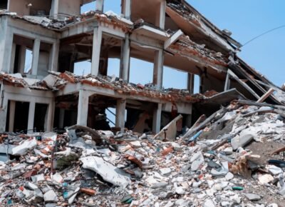 Destroyed,Building,That,Collapsed,From,An,Earthquake.,Ruined,Building.,War